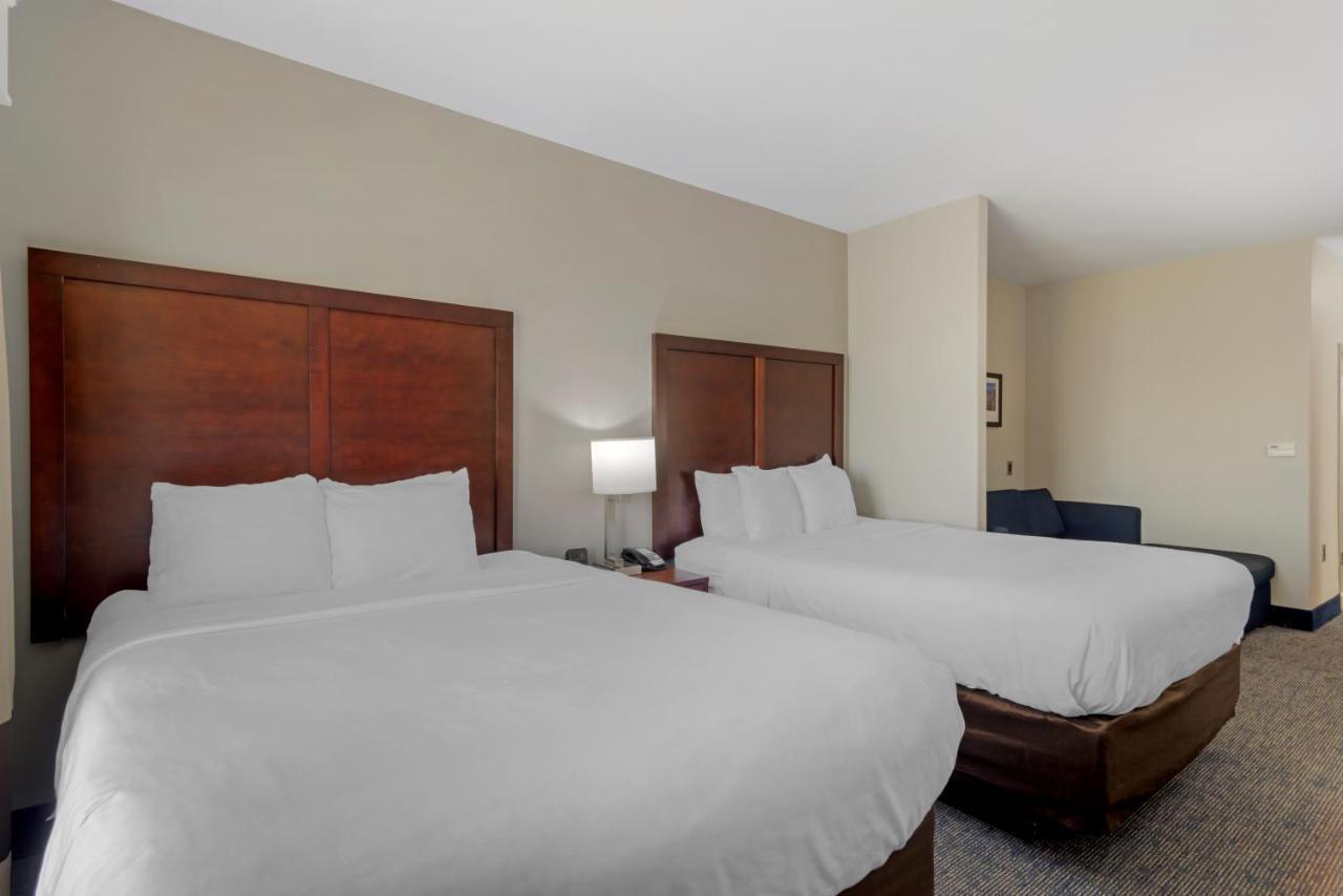 Comfort Atlanta South Hotel