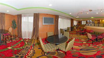 Comfort Atlanta South 4*